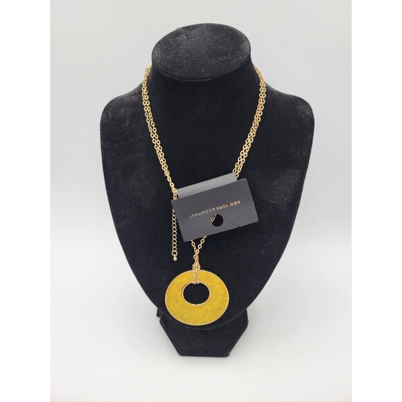 New York & Co Yellow Medallion Statement Necklace Long Gold Tone Chain 34" - Picture 2 of 6
